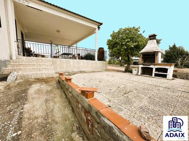 Casa en venta en Mora