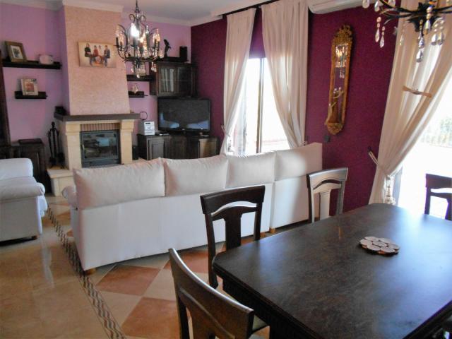 Casa en venta en Santa Marta, Badajoz