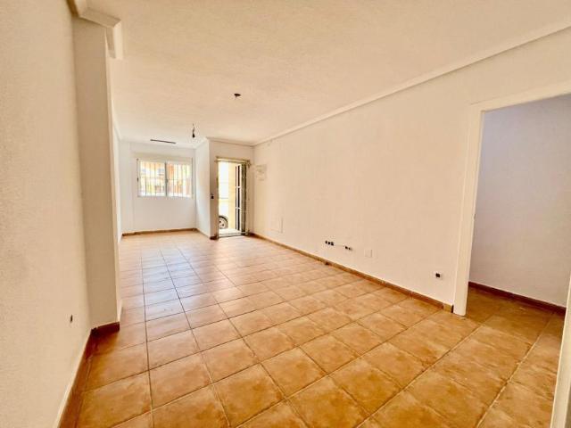 Apartamento en venta en Catral