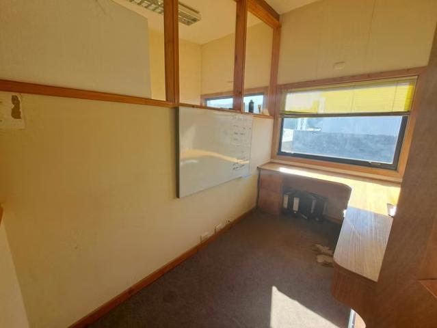 Oficina en venta en Población Federico Segundo Oelckers, Puerto Montt