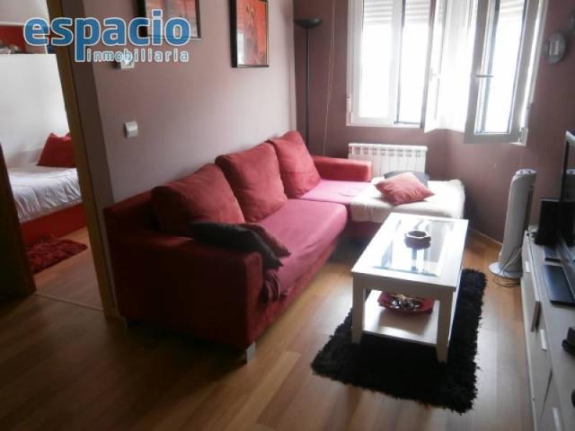Piso en venta en La Placa, Ponferrada