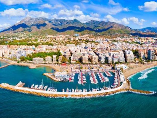 Ático en venta en Nueva Andalucía, Costa del Sol Occidental