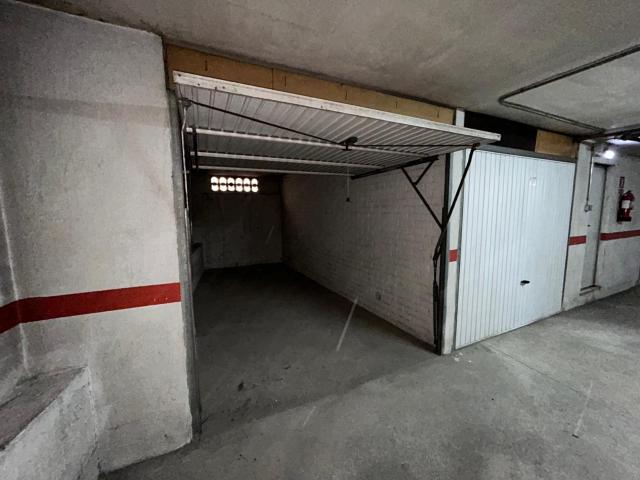 Garaje en venta en Carbajosa De La Sagrada, Castilla y León