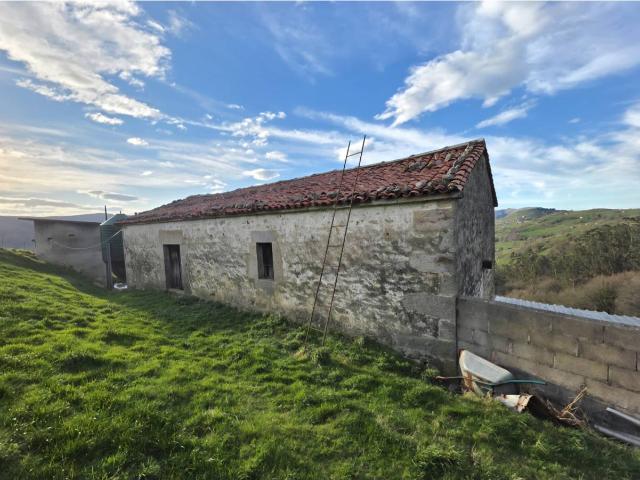 Casa en venta en Villacarriedo, Cantabria