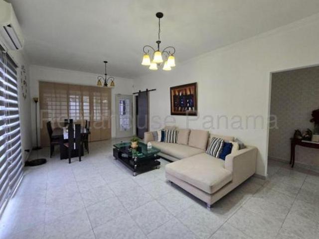 VENTA CASA AMOBLADA EN SAN ANTONIO 26ML3018