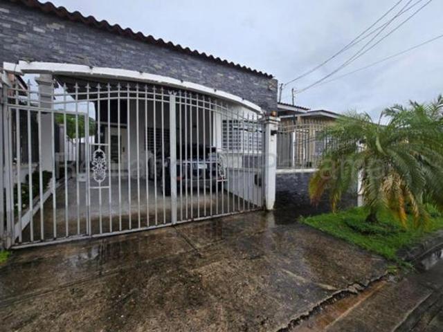 VENTA CASA AMOBLADA EN SAN ANTONIO 26ML3018