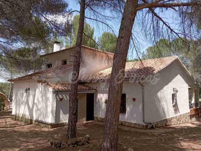 Casa en venta en El Valle de Cofrentes-Ayora, Valencia