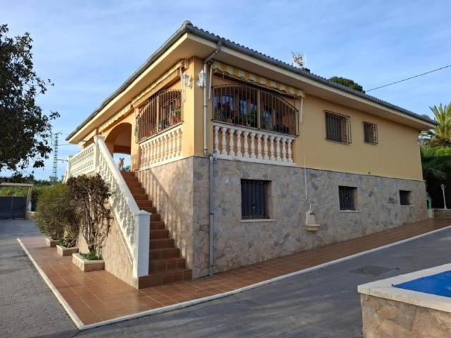 Casa en venta en el Comtat, Valencia
