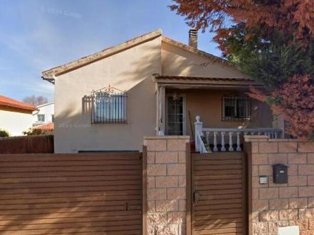 Casa en venta en Burguillos De Toledo, Castilla-La Mancha