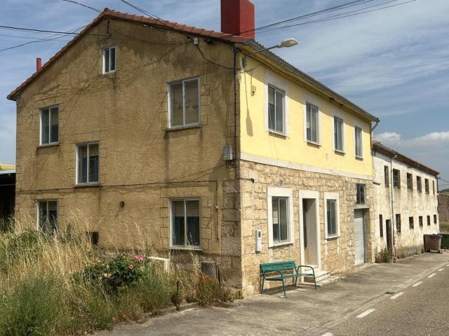 Casa en venta en Sasamón, Castilla y León