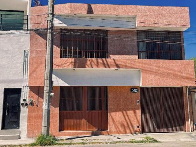 Venta casa con área comercial