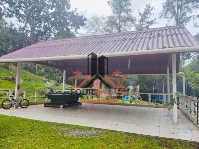 Venta Casa de Montaña en Altos de Cerro Azul