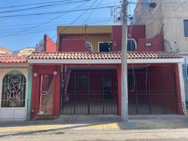 Venta Casa Duplex, Ciudad Aztlán, Tonalá, Jalisco. Amueblada