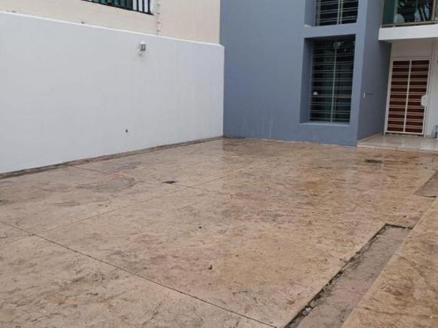 VENTA CASA DUPLEX EN LOMA BONA USO MIXTO