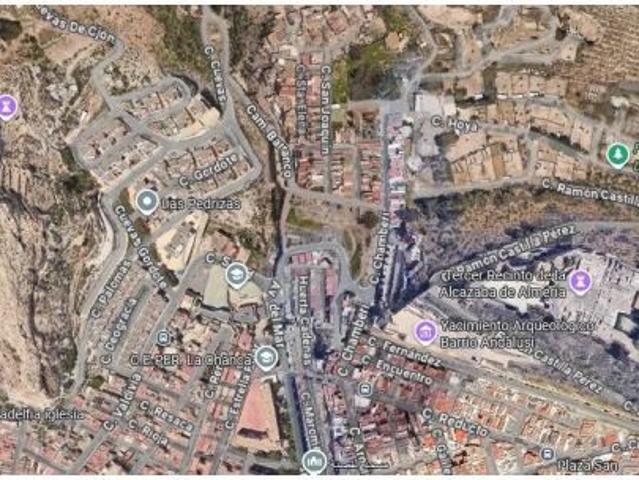 Casa en venta en La Chanca, Almería
