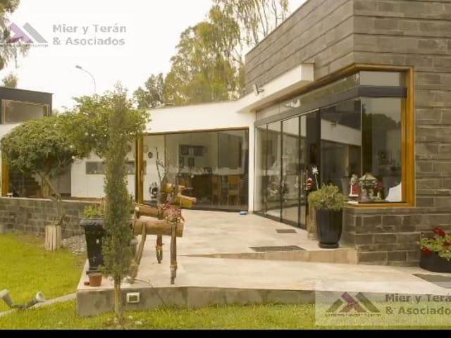 Casa venta en Requena, Loreto