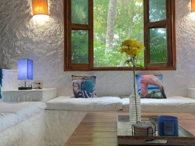 Venta Casa en Holbox: 3 Habitaciones, Terraza, Excelente Ubicación