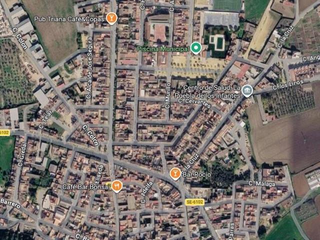 Casa en venta en La Puebla De Los Infantes, Andalucía
