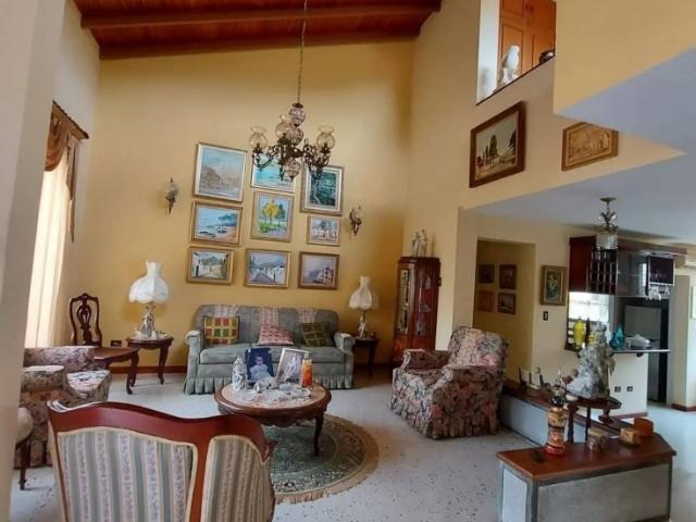 Casa en venta en Altos De Guataparo, Valencia