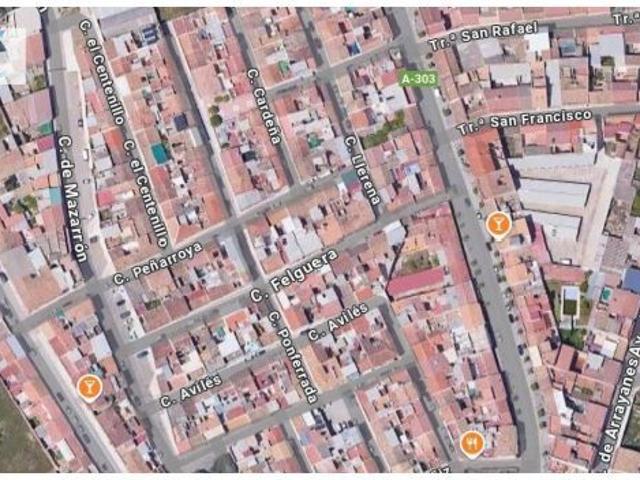 Casa en venta en Linares, Andalucía