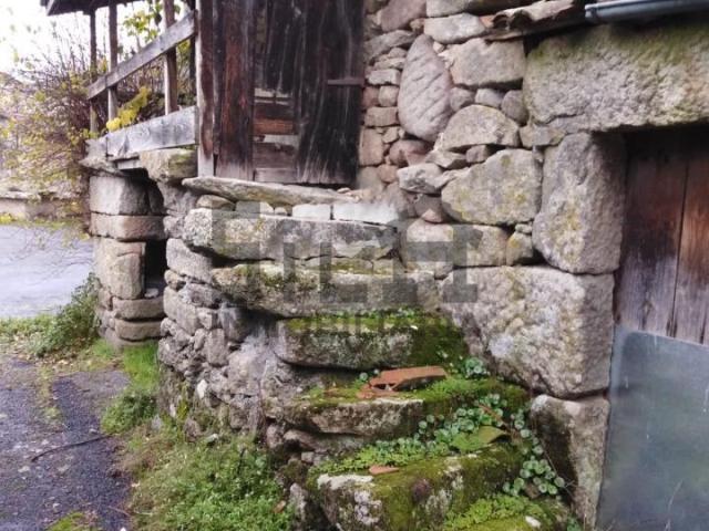 Casa en venta en Ourense, Galicia