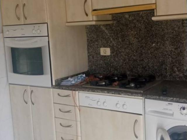 Casa en venta en Montealegre, Ourense