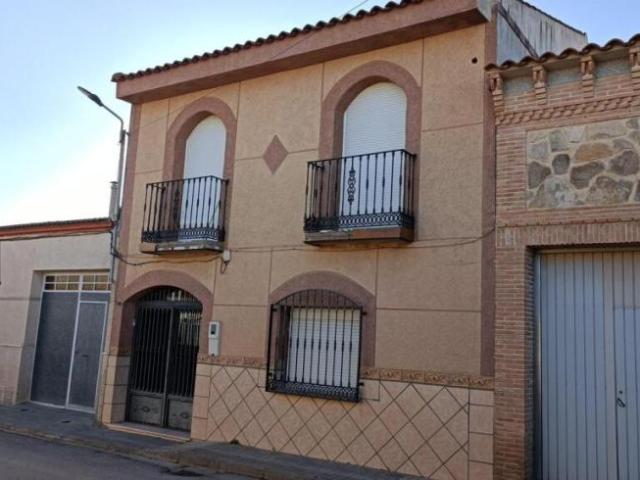 Casa en venta en La Puebla De Almoradiel