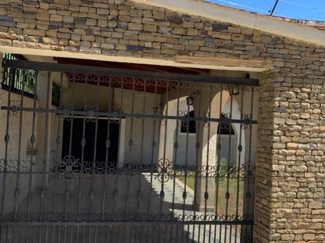 Casa en venta en Dumar Country Club, Porlamar