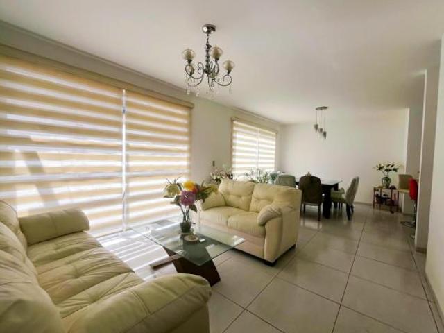 VENTA CASA RANCHO SANTA MONICA