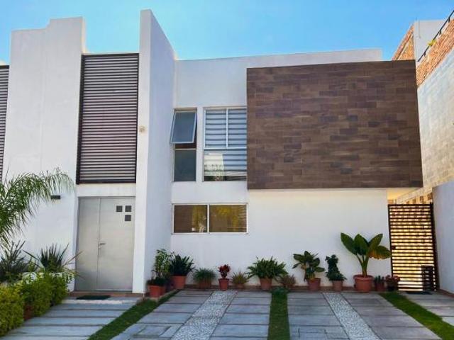 VENTA CASA RANCHO SANTA MONICA