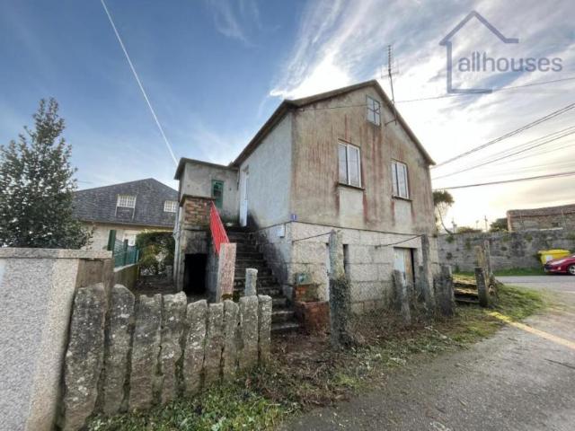 Casa en venta en Salceda De Caselas