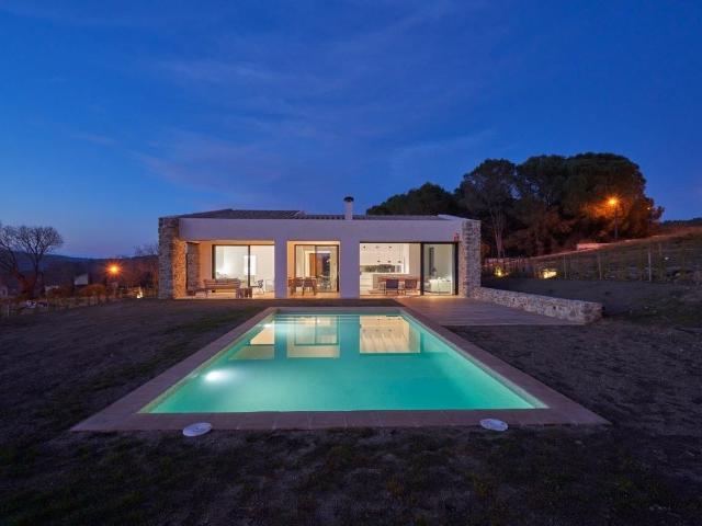 Casa en venta en Saus, Girona