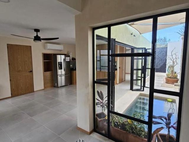 VENTA CASA TIPO COLONIAL 1 RECÁMARA EQUIPADA,PISCINA Y GARAJE EN CONKAL