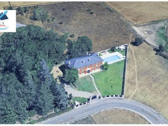 Casa en venta en Las Acacias, Villamayor