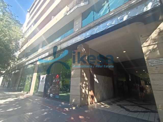 Nave en venta en Distrito Centro, Córdoba