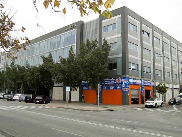 Oficina en venta en Cerro-Amate, Sevilla
