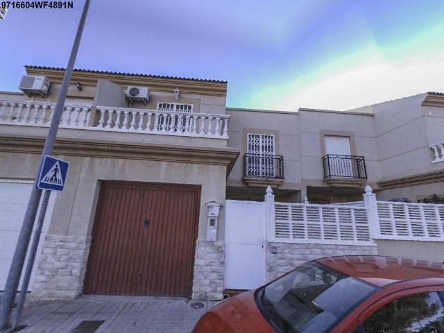 Casa en venta en La Gloria, Huércal De Almería