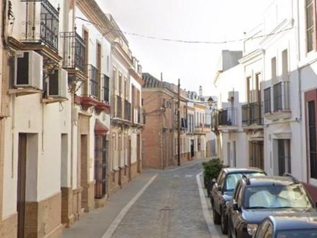 Casa en venta en Lora Del Río, Andalucía