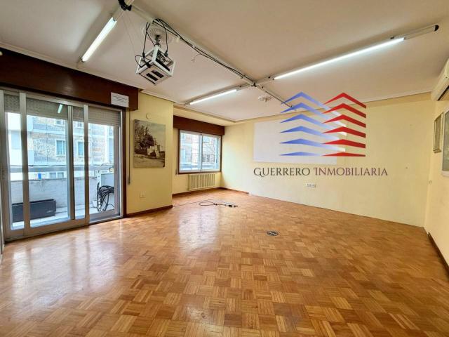 Piso en venta en O Posío, Ourense