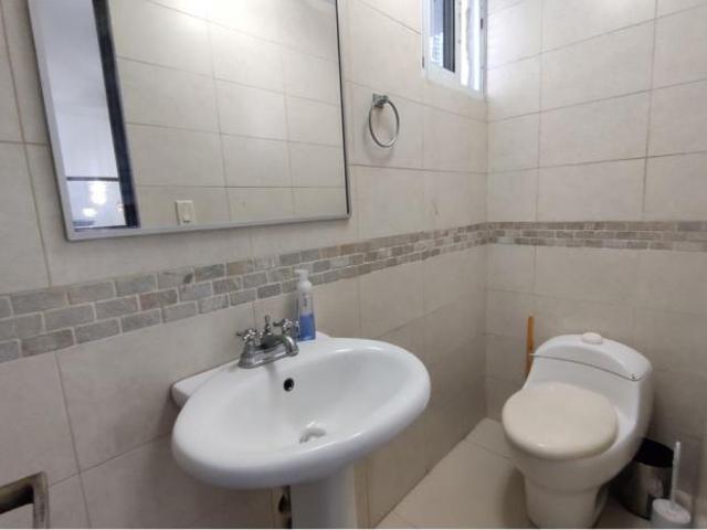 Venta de apartamento amoblado, en san francisco