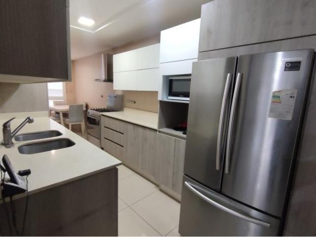 Venta de apartamento amoblado, en san francisco