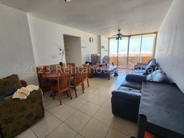 Venta de Apartamento en Colon 26GB2517