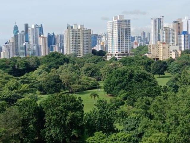 Venta de apartamento en parque omar ph terrazas