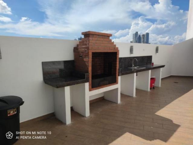 Venta de apartamento en san francisco, cerca del parque omar