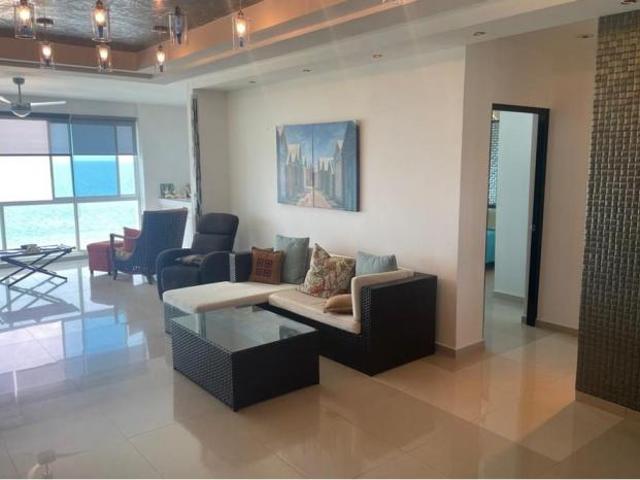 Venta de apartamento en terrazas de farallón, playa blanca, río hato