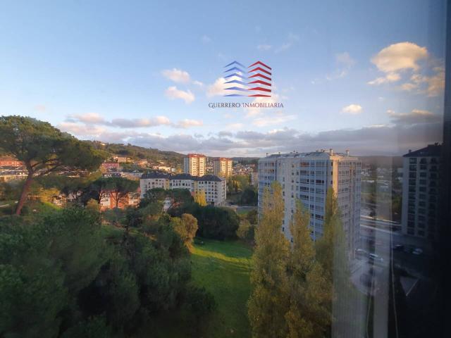 Piso en venta en Montealegre, Ourense