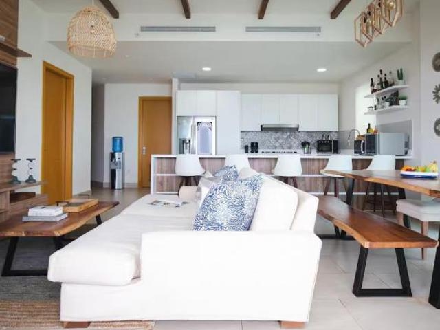 Venta de Apartamento, Playa Escondida