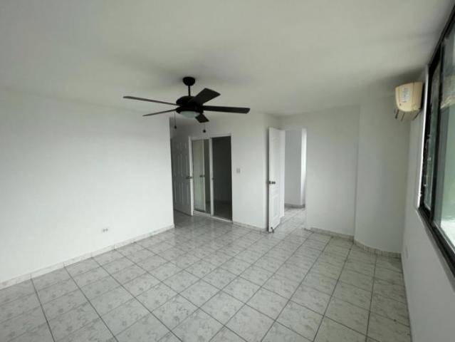 Venta de apartamentos en campo alegre, bella vista