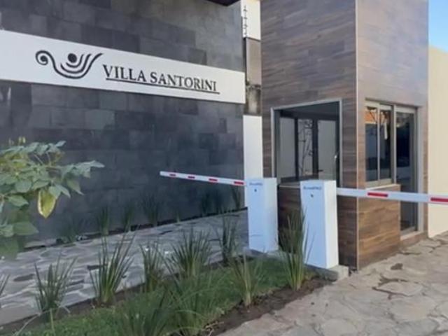 Venta de casa a 850m2 mar y a 500mt2 de Soriana coto privado con alberca