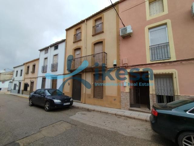 Casa en venta en Montizón, Andalucía